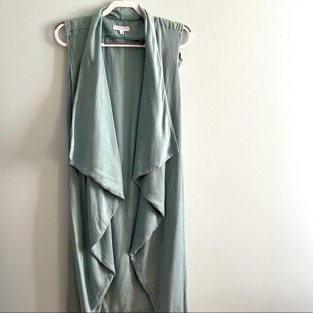 Woman Front/Back Belted long Vest Soft Draped Sleeveless Jacket/Size M